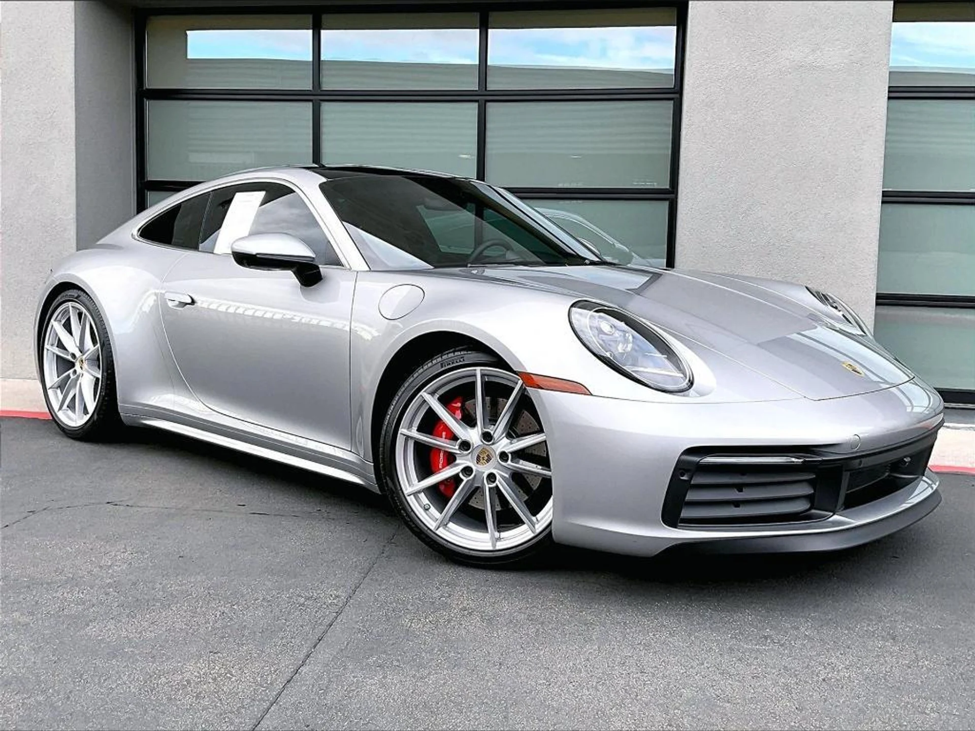 mph006_1836466288_h_PP_9j_Xyhuu_Qry_Y0yun_Uy8_Std_Q_Mw_ece74f81c3