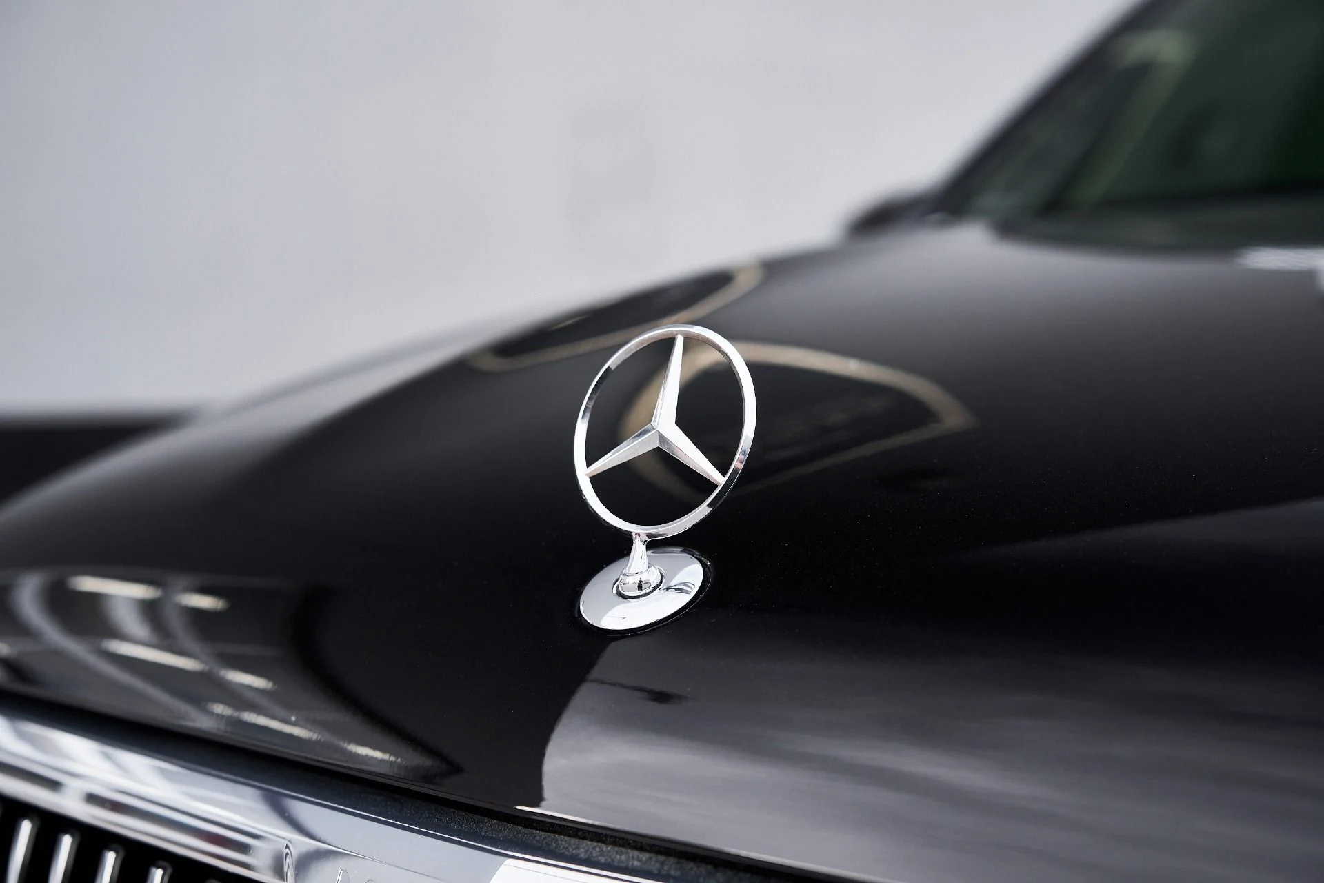 mph006_1839913733_Used_2022_Mercedes_Benz_GLS_Maybach_GLS_600_1747446181_65ca3b7ae3