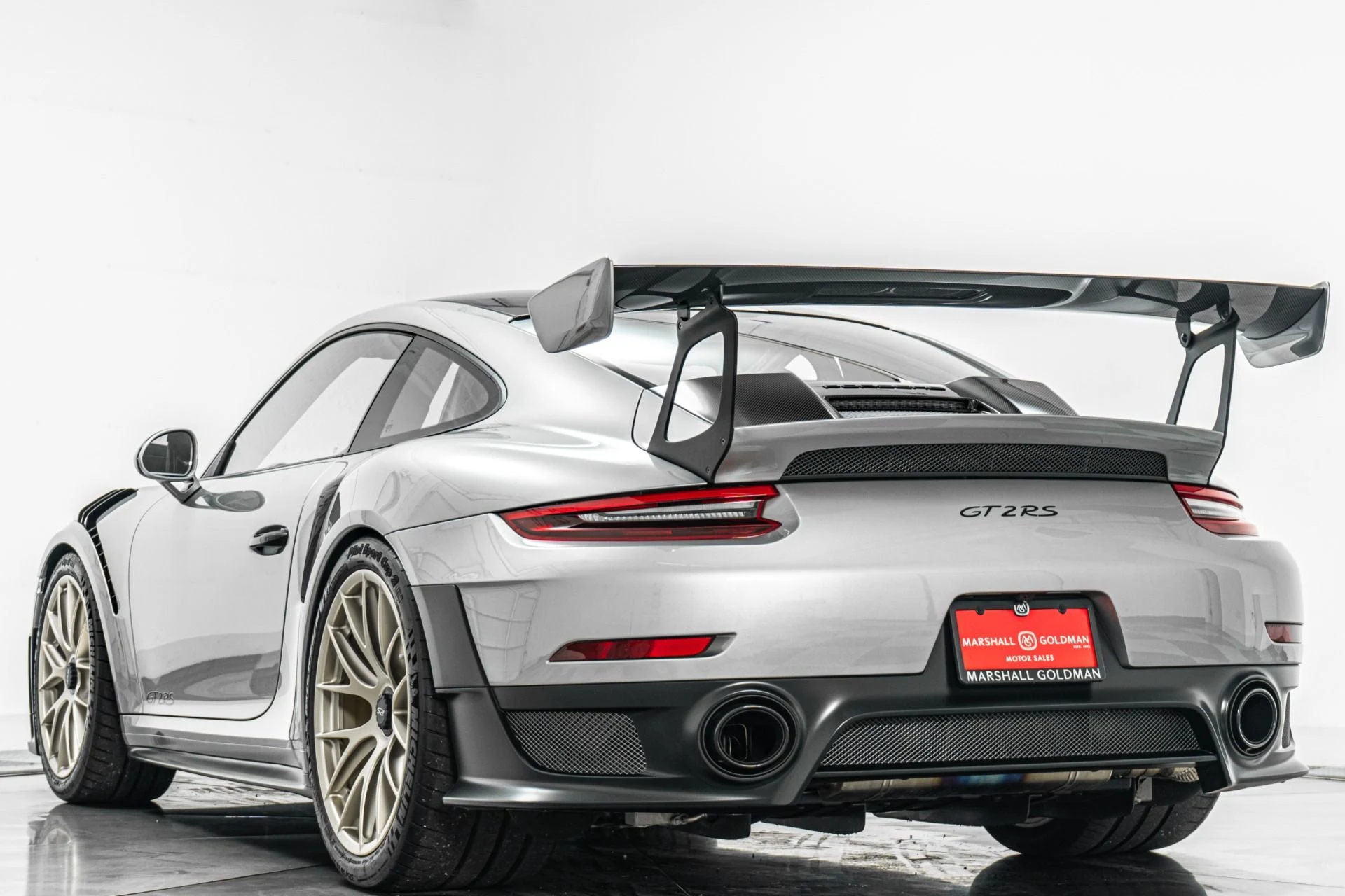 mph006_1840393868_Used_2018_Porsche_911_GT_2_RS_Weissach_Package_Magnesium_Wheels_1780694267_8639a2041b