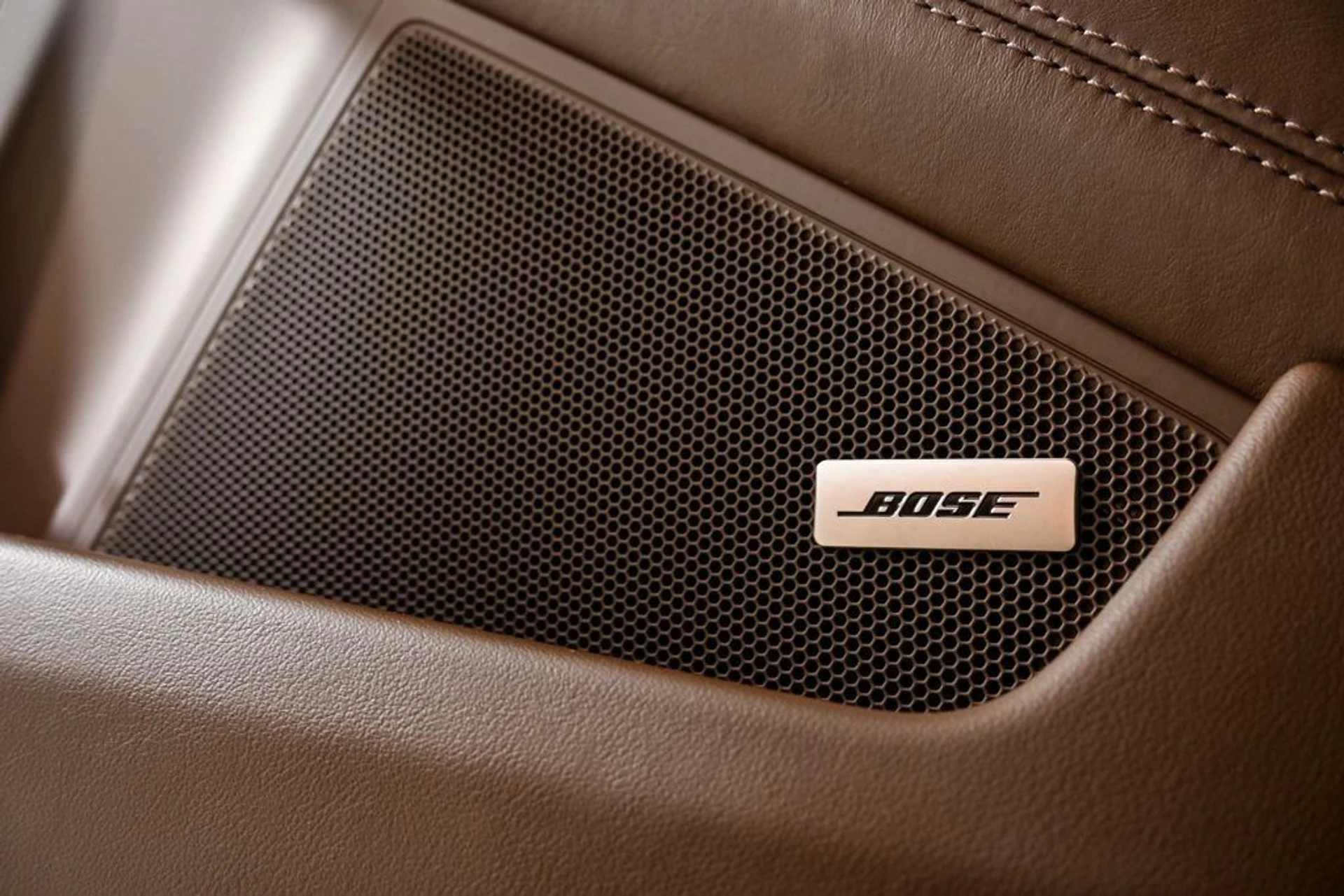 mph006_1855264845_3eca4c13fecccc2f0ff0b549edfc66f6_0b9c92b104