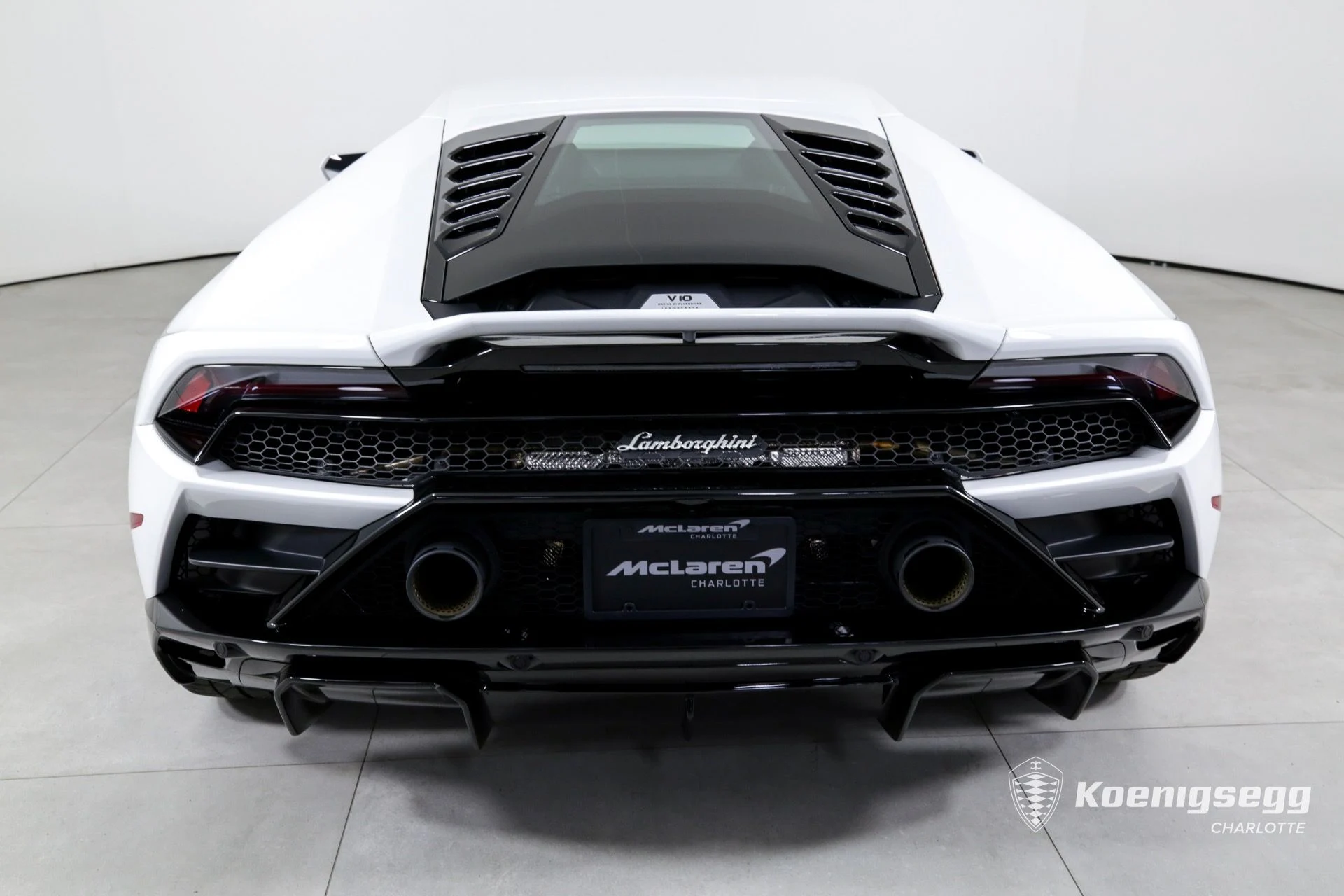 mph006_186512053_Used_2022_LAMBORGHINI_HURACAN_EVO_1720041211_dea25b109f