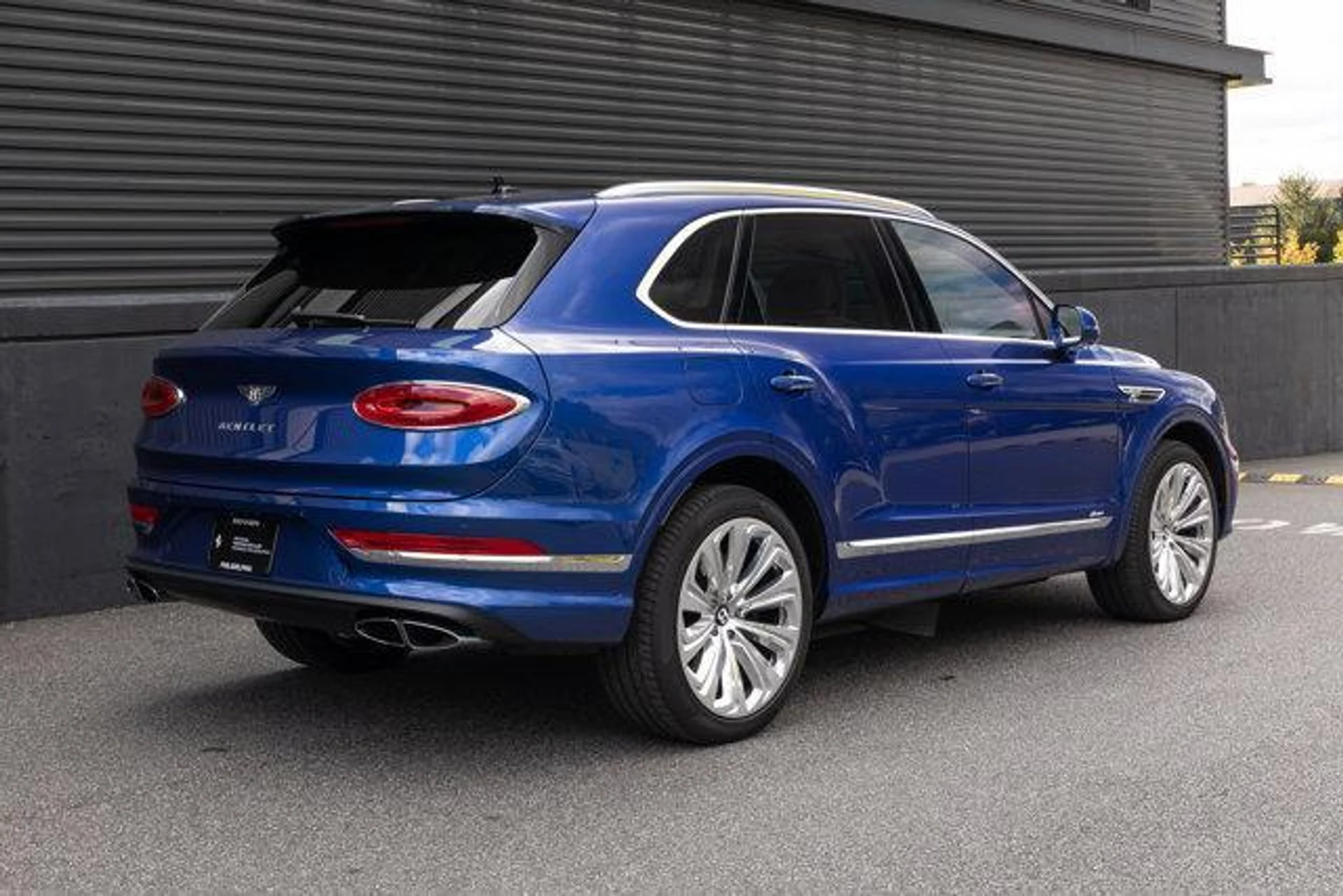 mph006_1868140241_m1gp4_Xqgbi_Q5_Fw_L3_Gp4a80p_LL_3_Y_eebd4c38ec