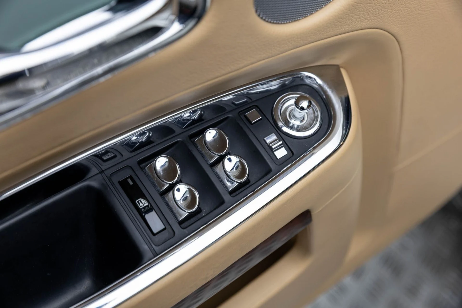 mph006_1871731526_7_094d4a8f11