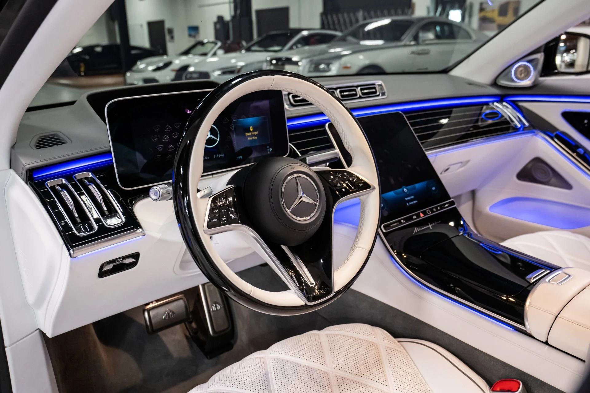 mph006_1888812195_Used_2022_Mercedes_Benz_S_Class_Maybach_S_580_4_MATIC_1746216987_bc967b820c