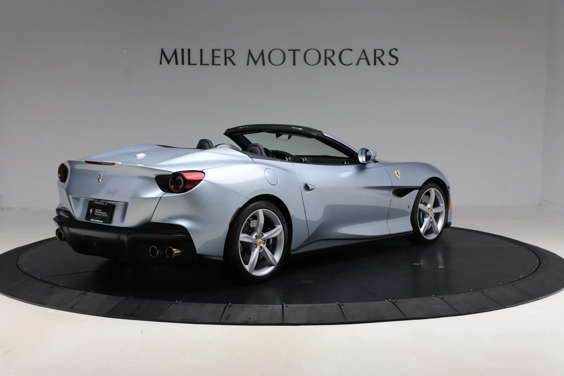 mph006_1890073527_Used_2023_Ferrari_Portofino_M_1762634219_0d5caa4253