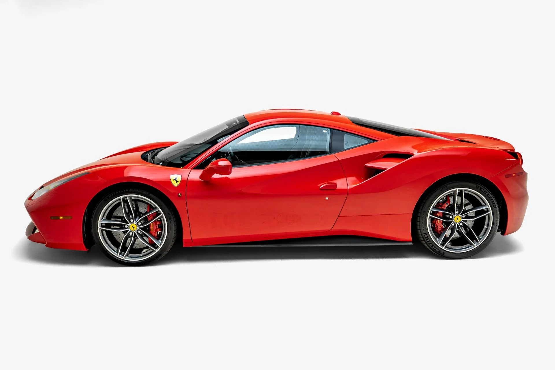 mph006_1897139791_Used_2018_Ferrari_488_GTB_1785446180_a3177a3c83
