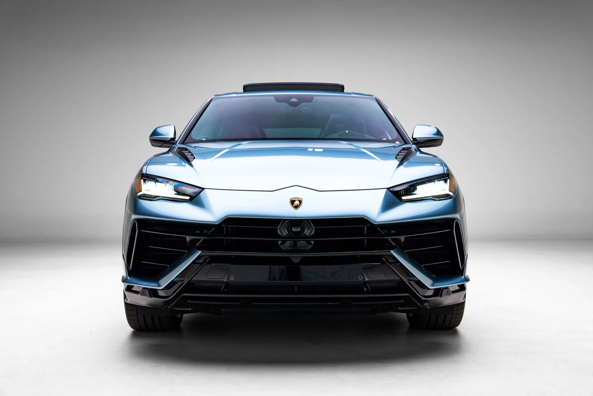 mph006_1903573053_Used_2023_Lamborghini_Urus_S_1775088158_31370754fe