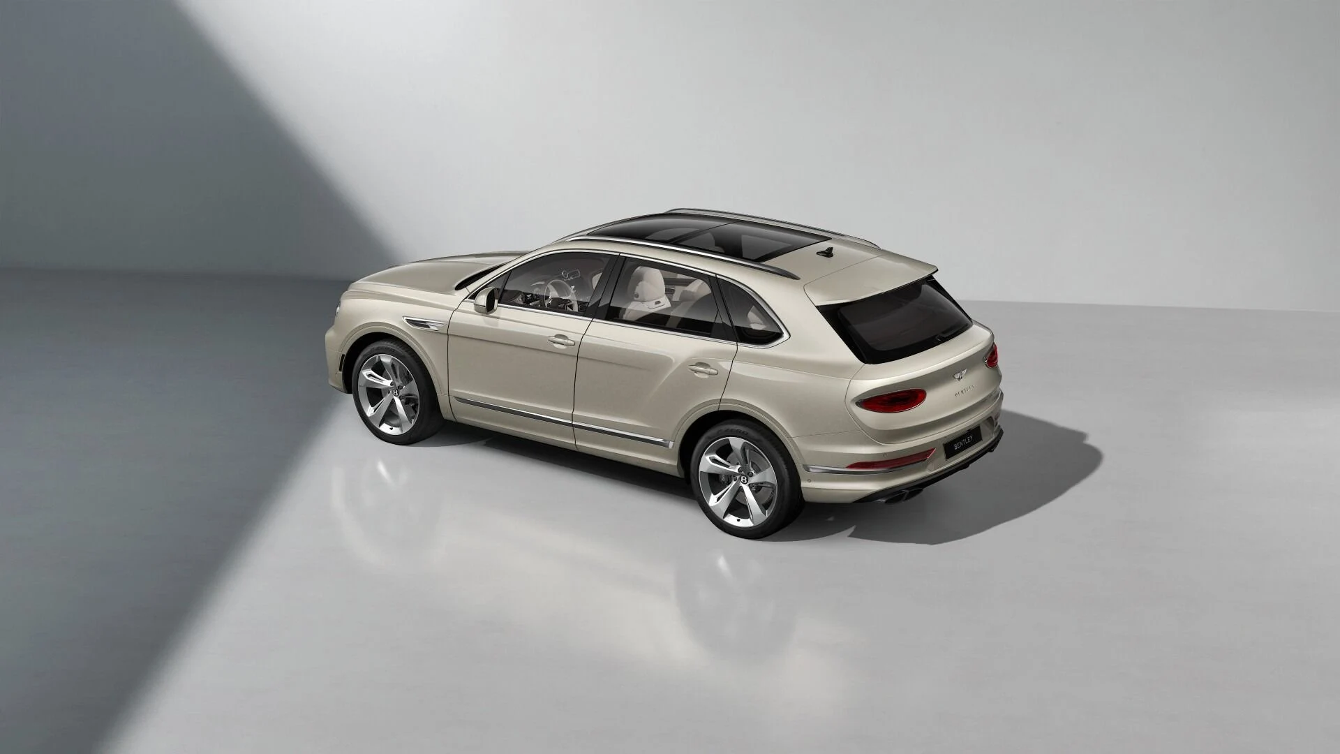 mph006_1908598536_New_2027_Bentley_Bentayga_V8_1788542715_9d6043325f