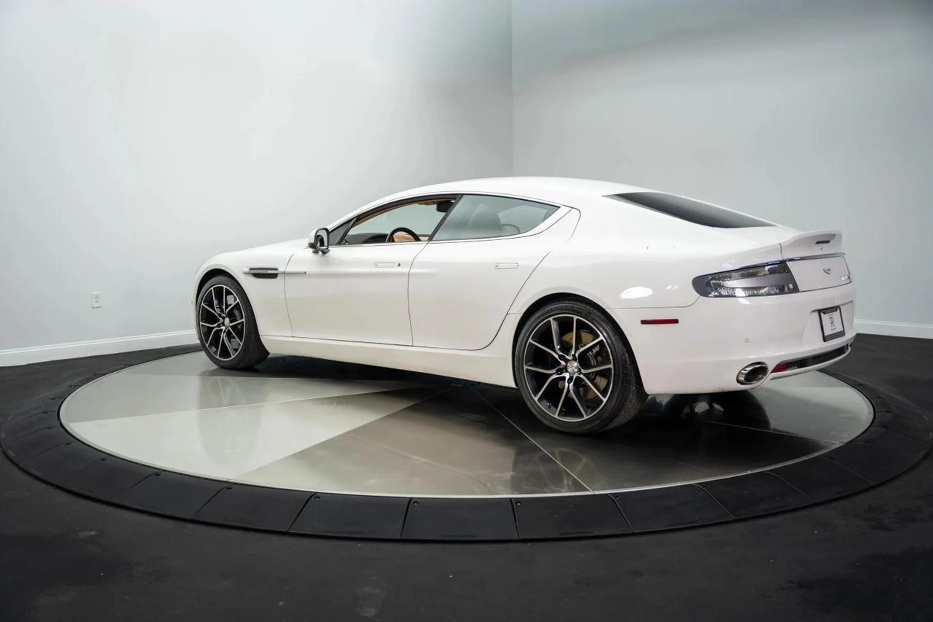 mph006_1913819669_bf925e419bac96065986af9b01d18809_ab7ce4d0d4