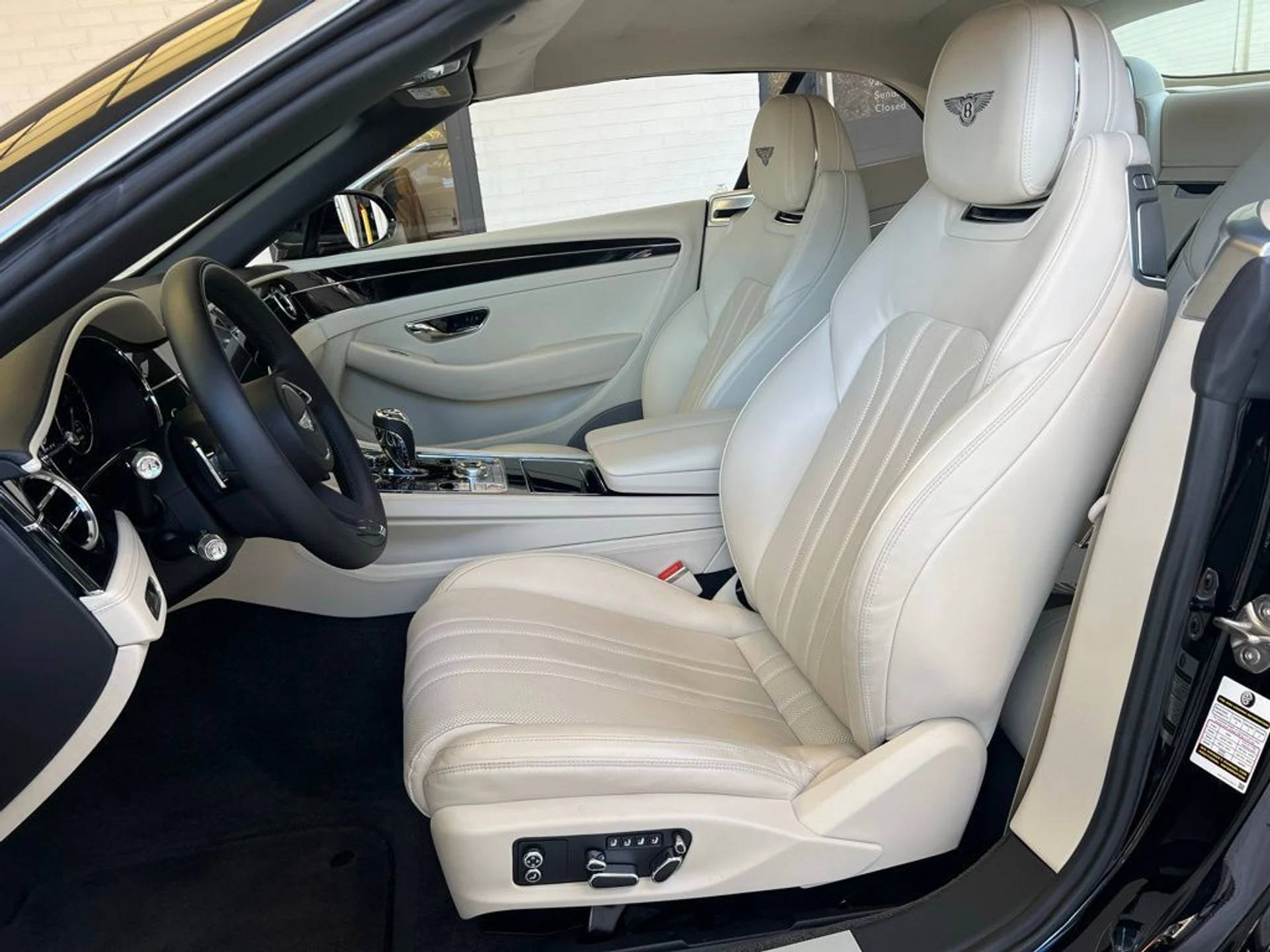 mph006_193242701_d1b34e137d5d94d6b7a96abc102b1dbex_75c01fea6b