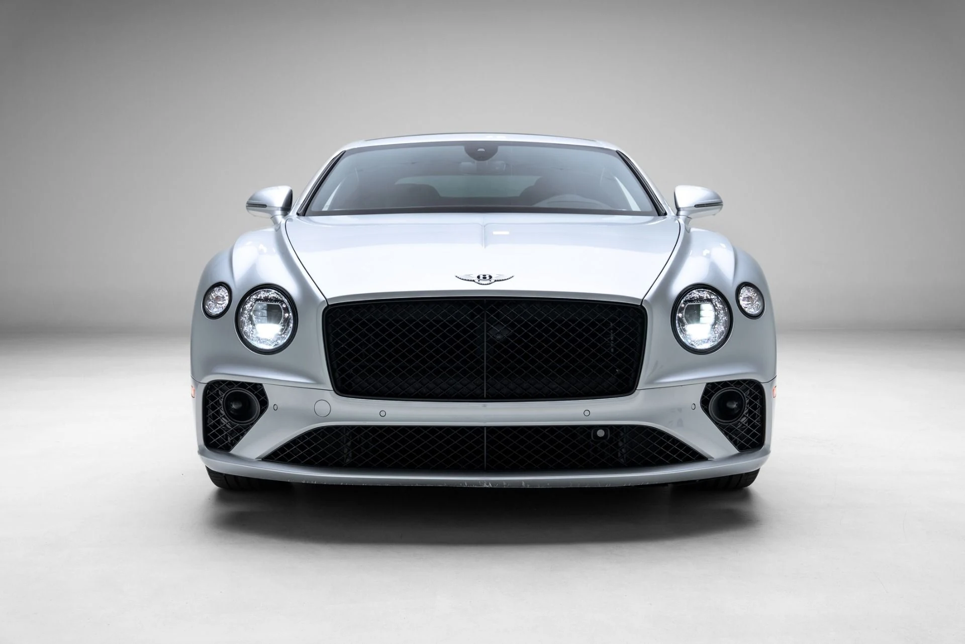 mph006_1932575702_Used_2023_Bentley_Continental_GT_V8_1775153286_b242e4f1ee