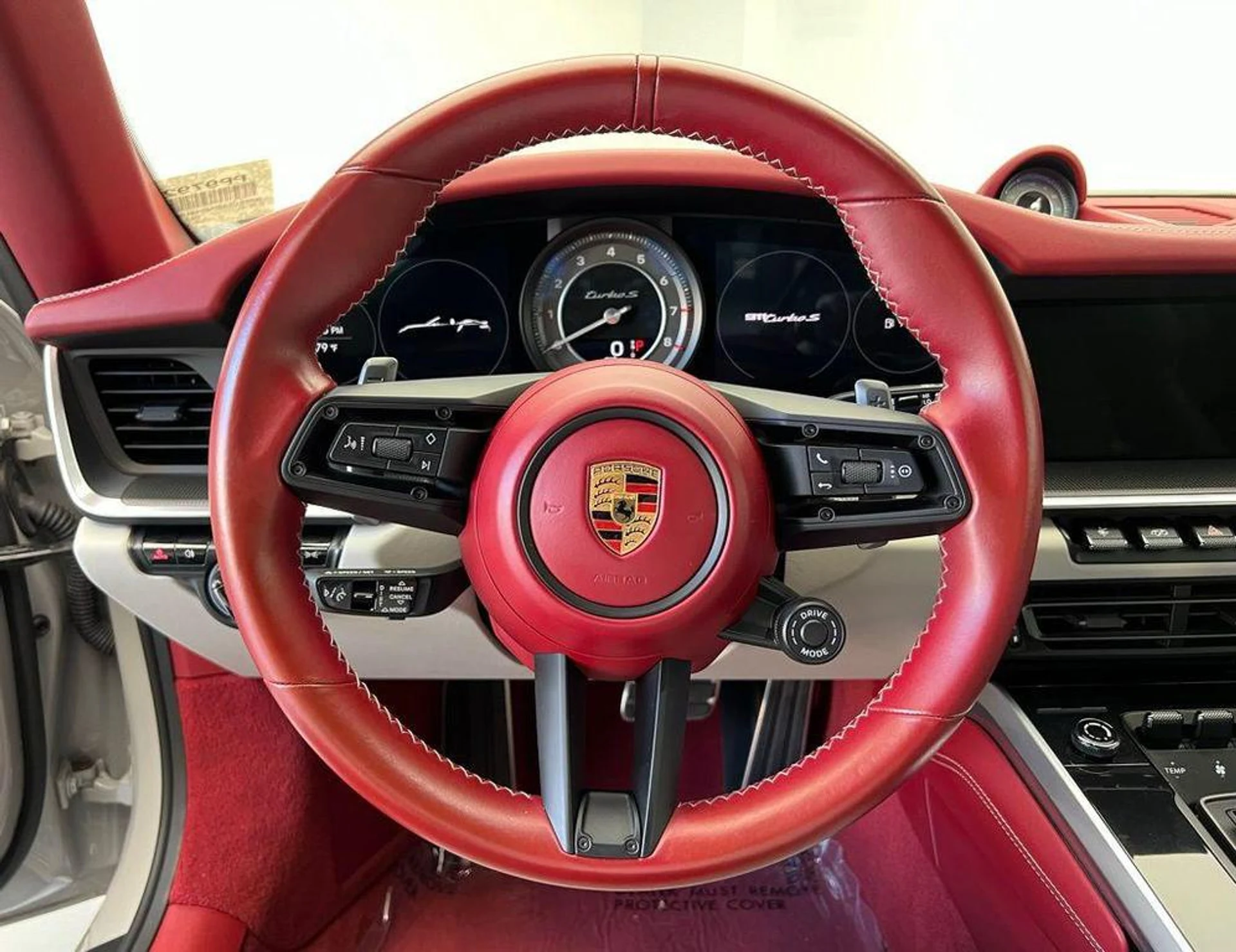 mph006_1938569271_le_FGA_Cqz_D_8_F12_IZ_Fox3e_PH_Zr_X8_245c2f82fe