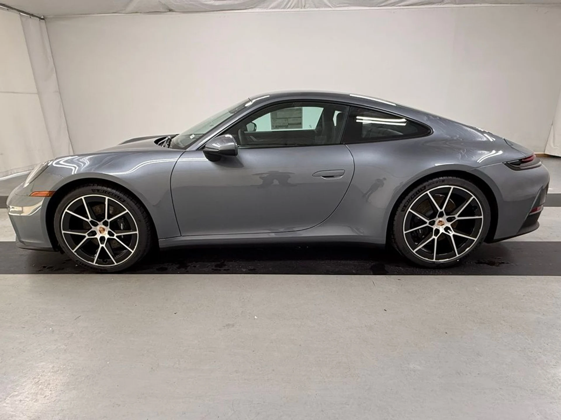 mph006_1945352695_a84cfa246c9d015f7a6c97d8783b4007x_999f206780