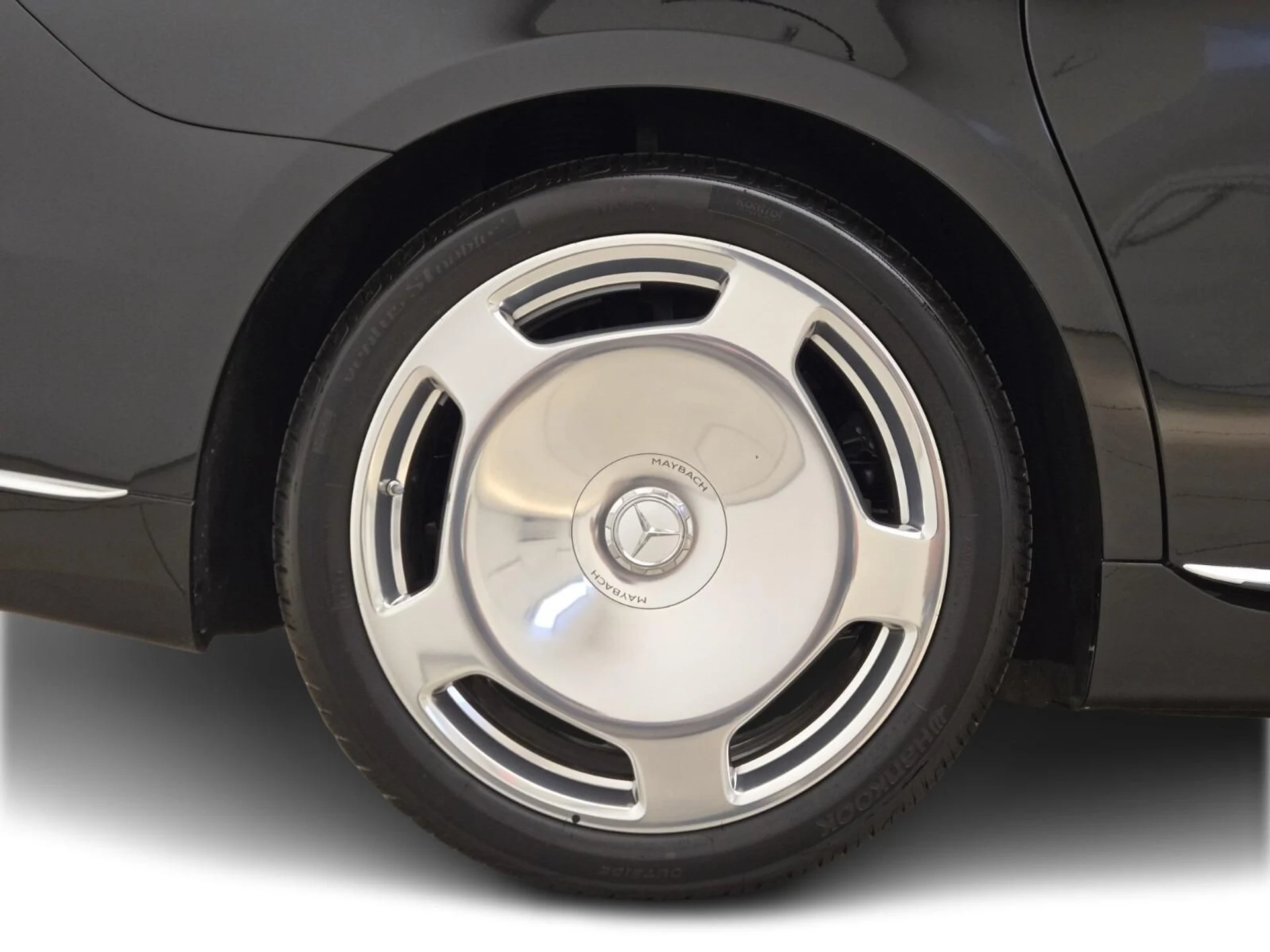 mph006_1945943782_Used_2024_Mercedes_Benz_S_Class_Maybach_S_580_1773122628_47cb317f68
