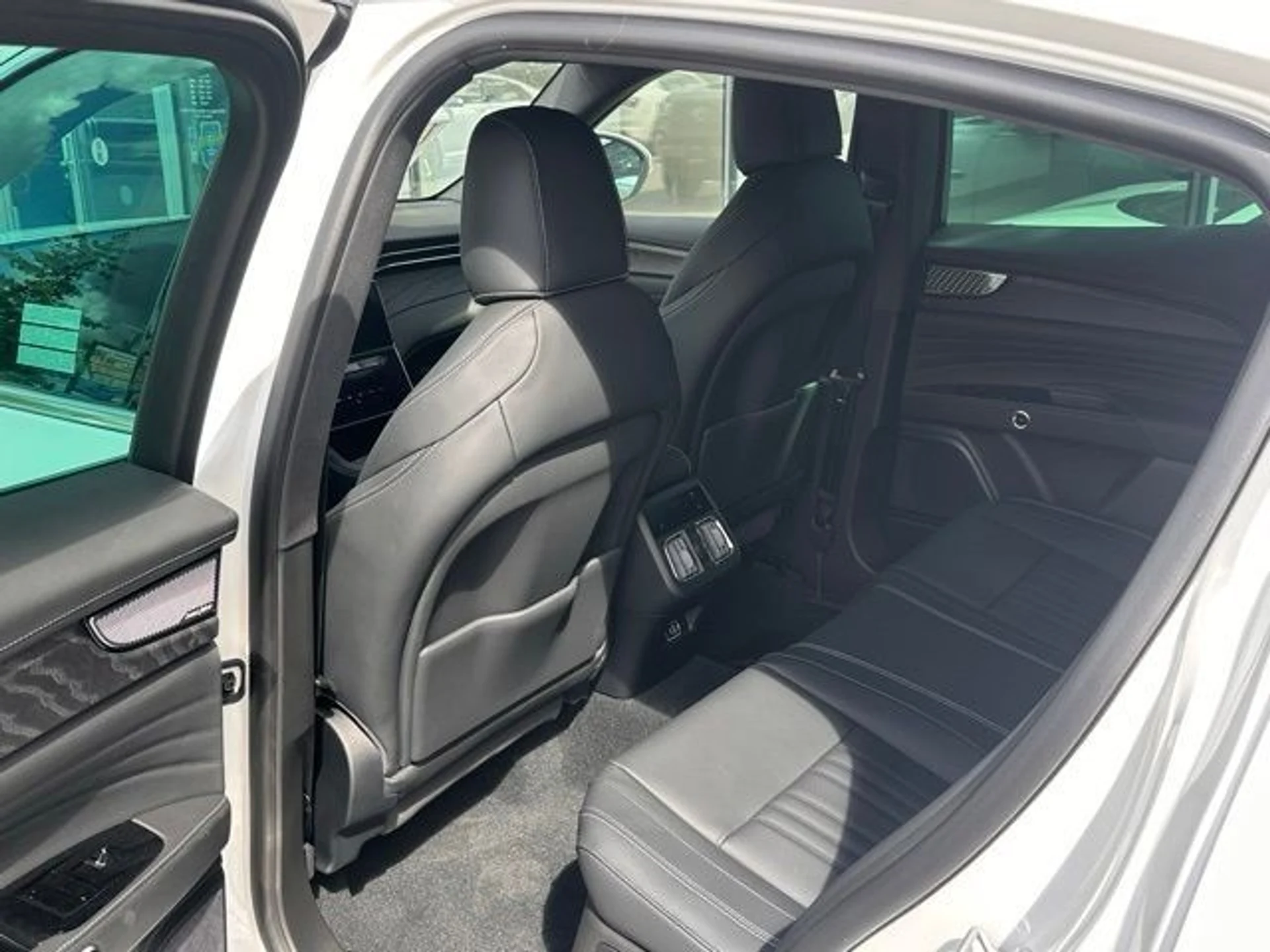 mph006_1953549998_3bb5875e26a271122627e162fe2fe74b_b0709973d8