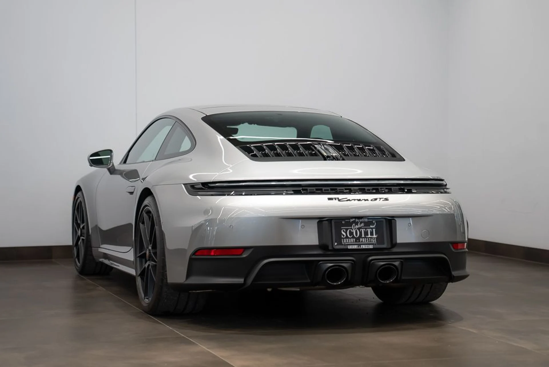 mph006_1972782281_porsche_911_2026_jpg_v_1775165756_030faf8863