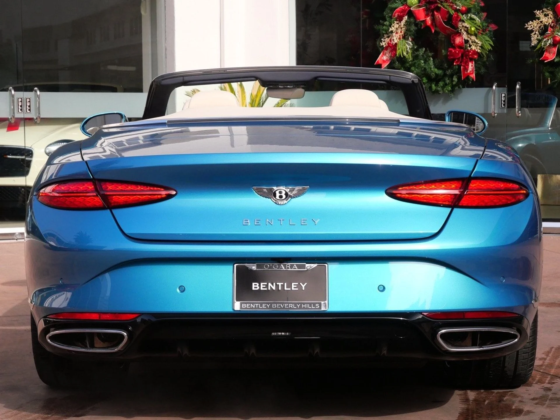 mph006_1975829030_d4c767bda4f02f2a870c3fa0e7417b54x_3235705842