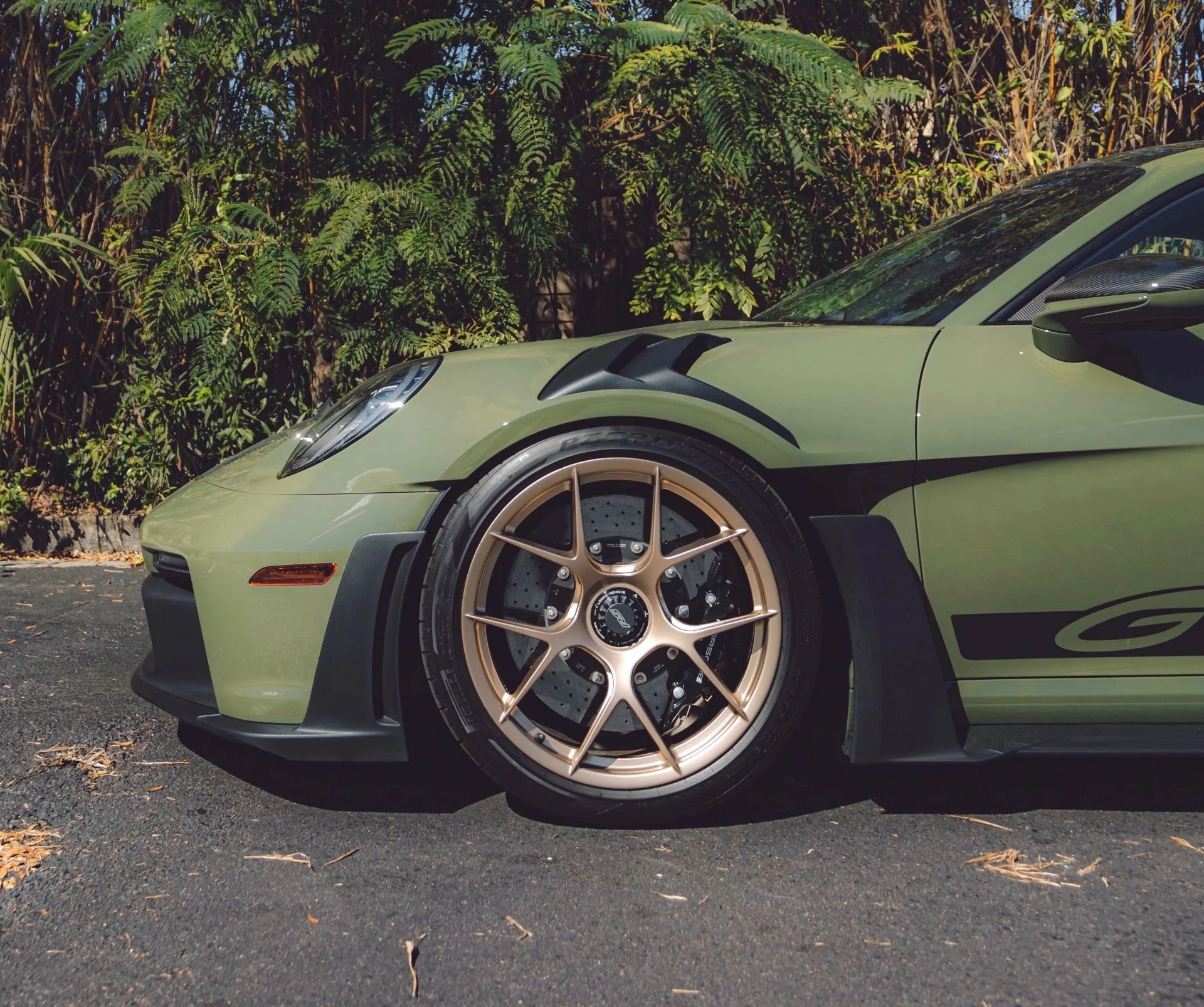 mph006_1987541808_Used_2024_Porsche_911_GT_3_RS_1769797360_aac73e6ebe