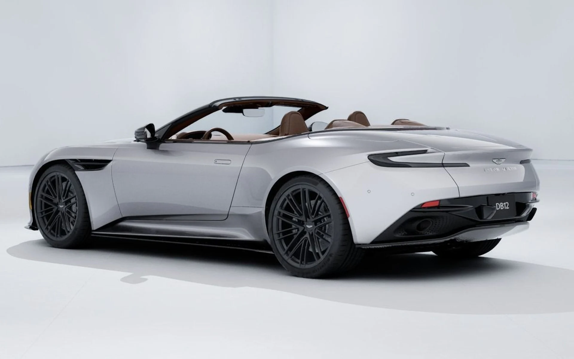 mph006_2005051809_New_2026_Aston_Martin_DB_12_Volante_1764608094_7d972ca81b
