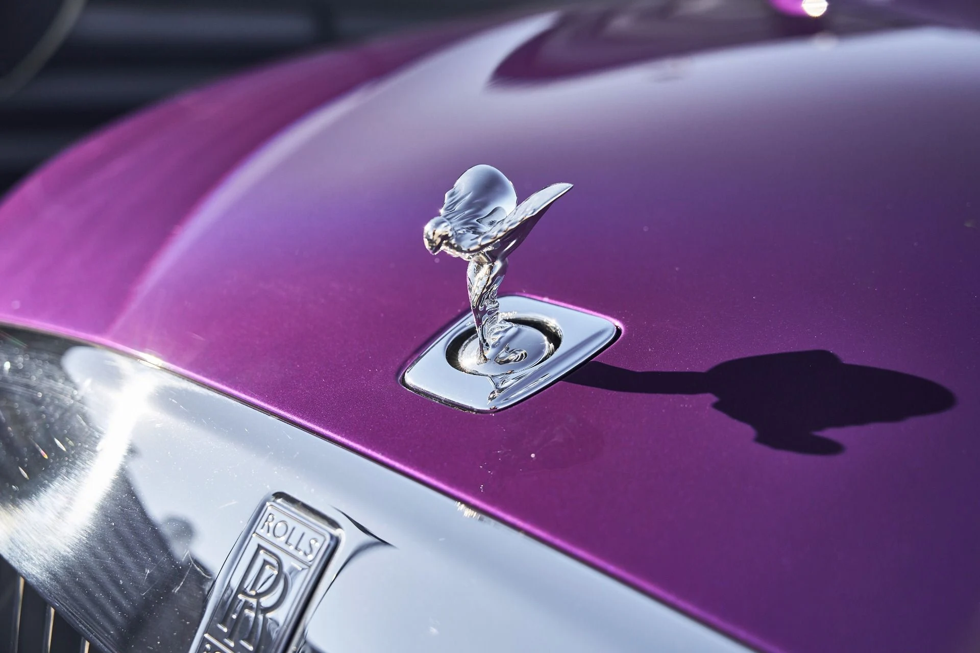 mph006_2021911996_Used_2024_Rolls_Royce_Spectre_Base_1771724320_5f0812c4bd