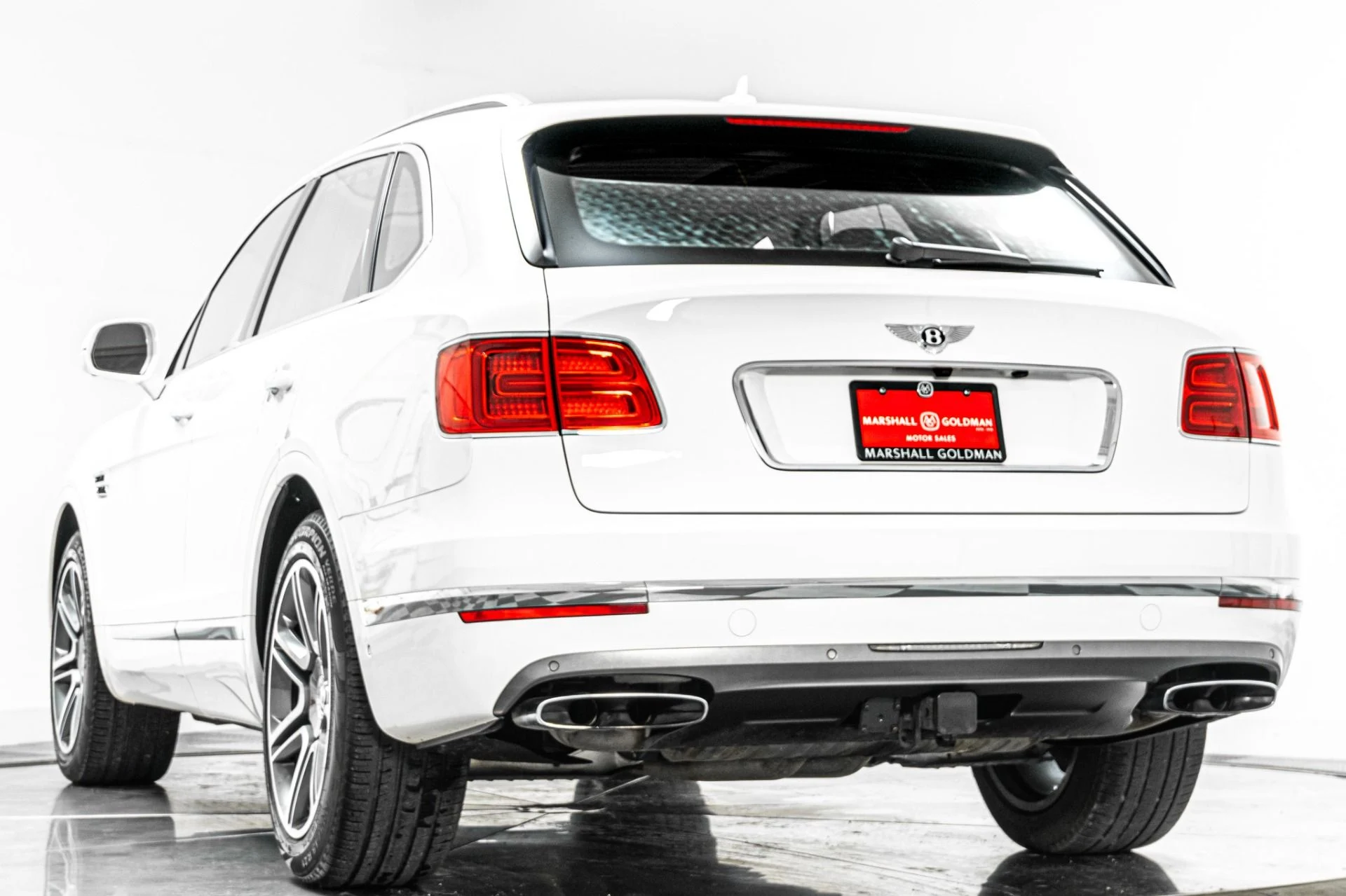 mph006_2022893387_Used_2018_Bentley_Bentayga_Activity_Edition_1786648864_7fd4d5fa3b