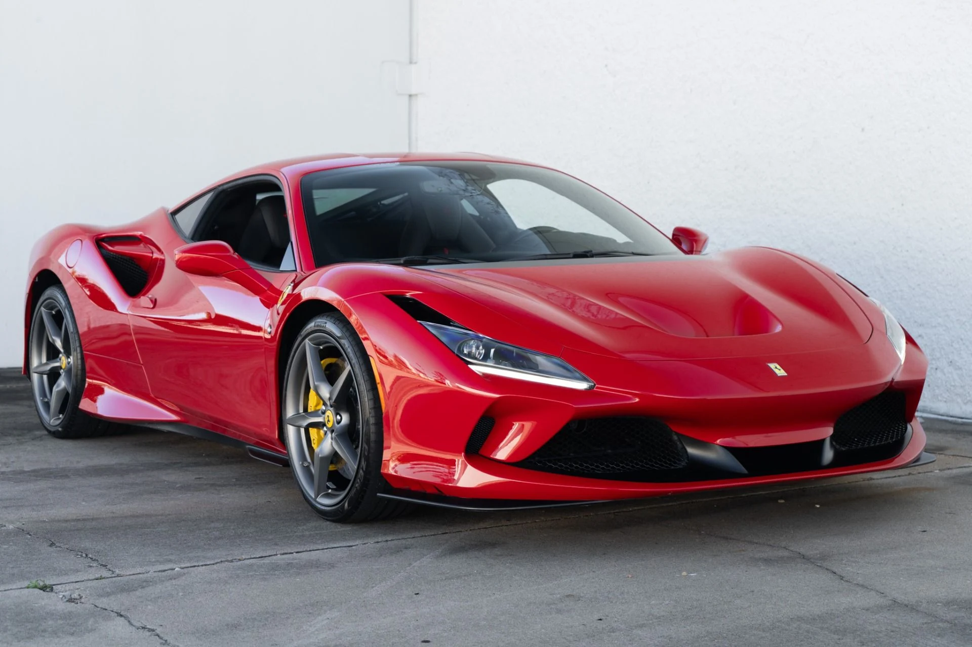 mph006_2023685770_Used_2022_Ferrari_F8_Tributo_1773444100_4260959f72