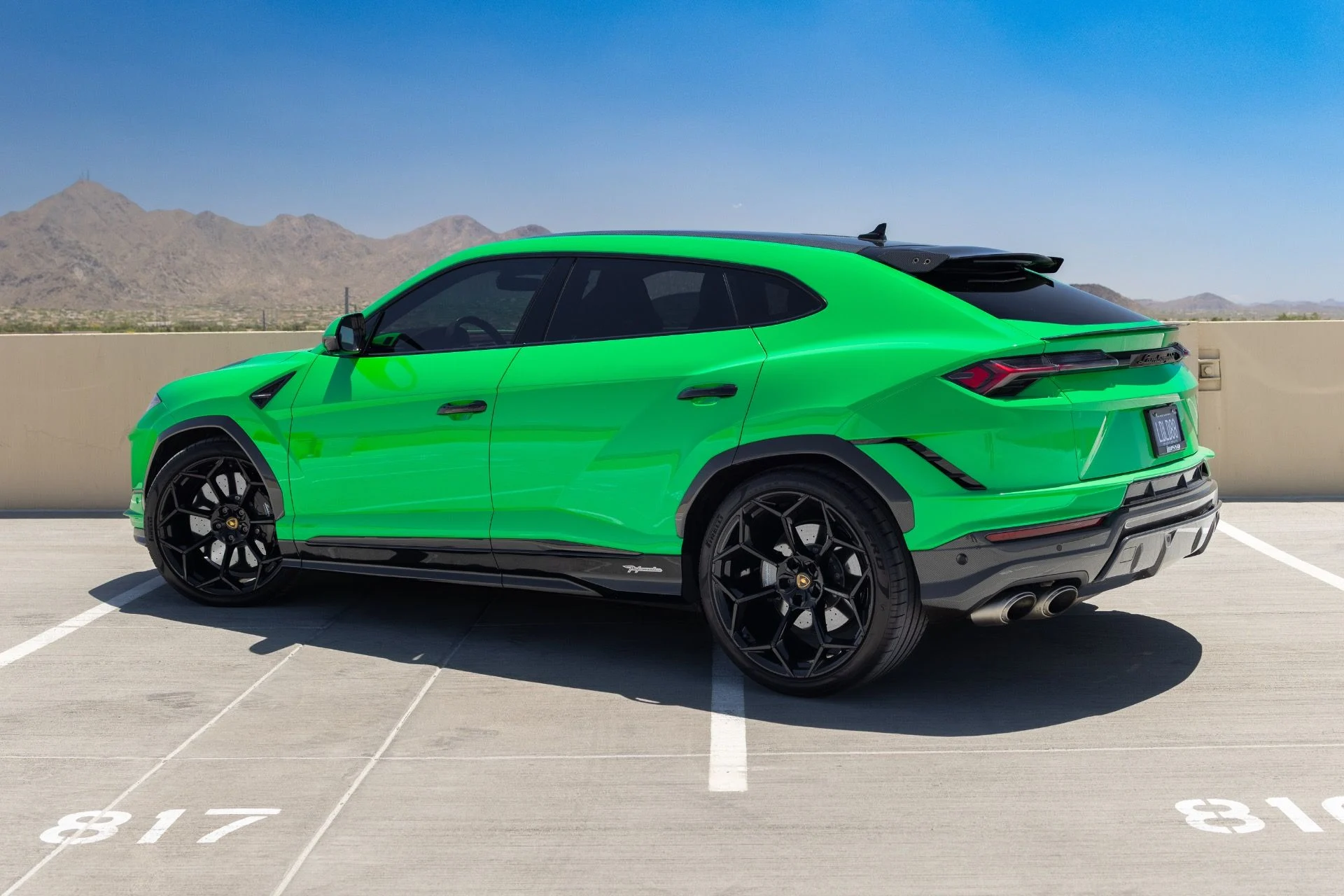 mph006_2024928478_Used_2023_Lamborghini_Urus_Performante_1780091172_4817aadec3
