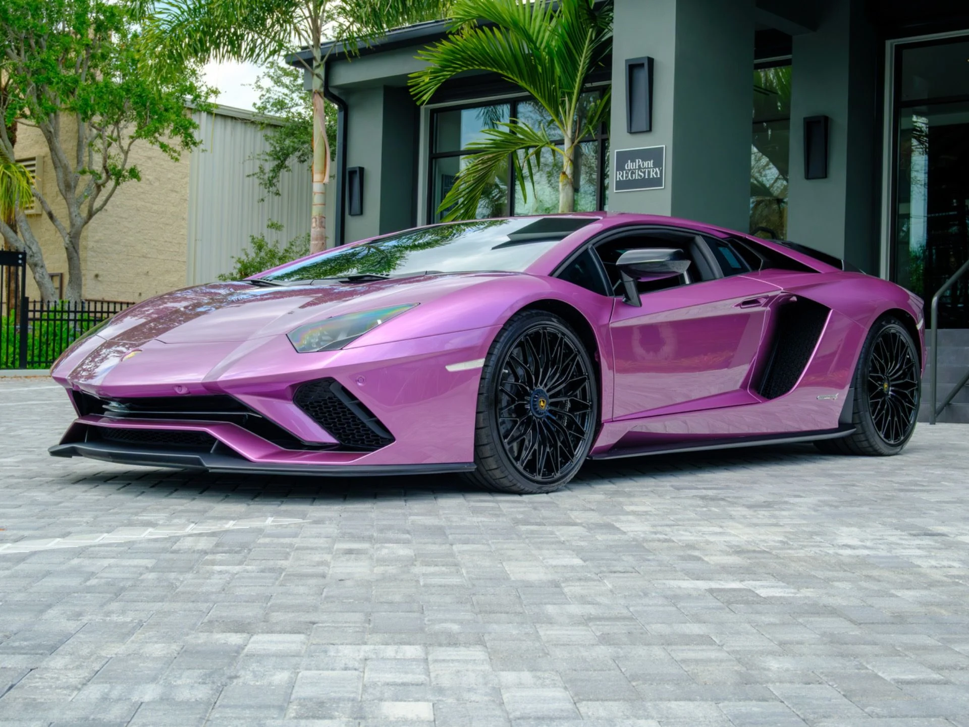 mph006_2025942678_Used_2018_Lamborghini_Aventador_S_1778520653_42535fe38b