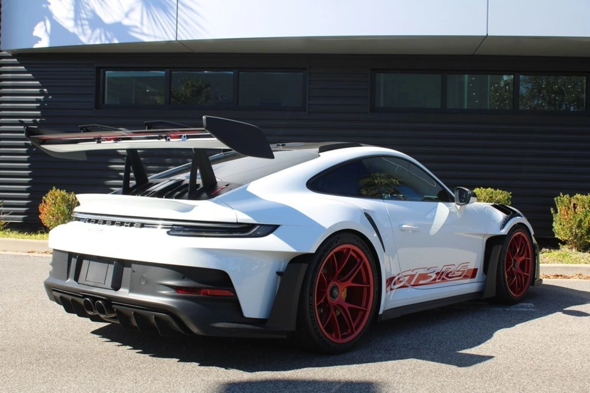 mph006_2029459195_e33517987c593b33792d21eb86a00561_85ef7e8efe