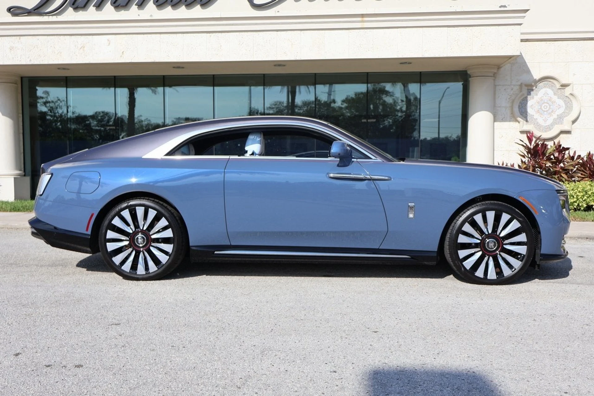 mph006_2032568065_7_dd94292fde