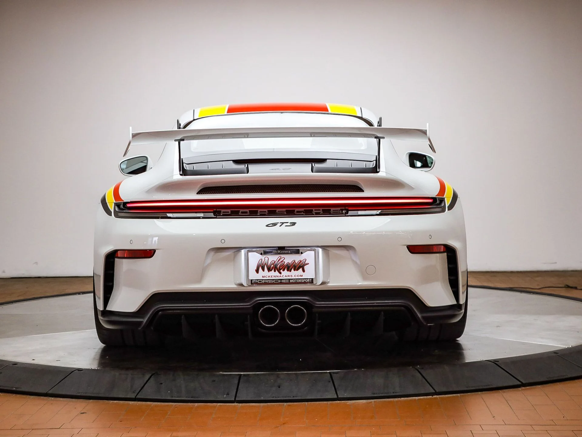 mph006_2033791979_282557e1e25bcae46143a8bc16b0c92dx_6758588aa5