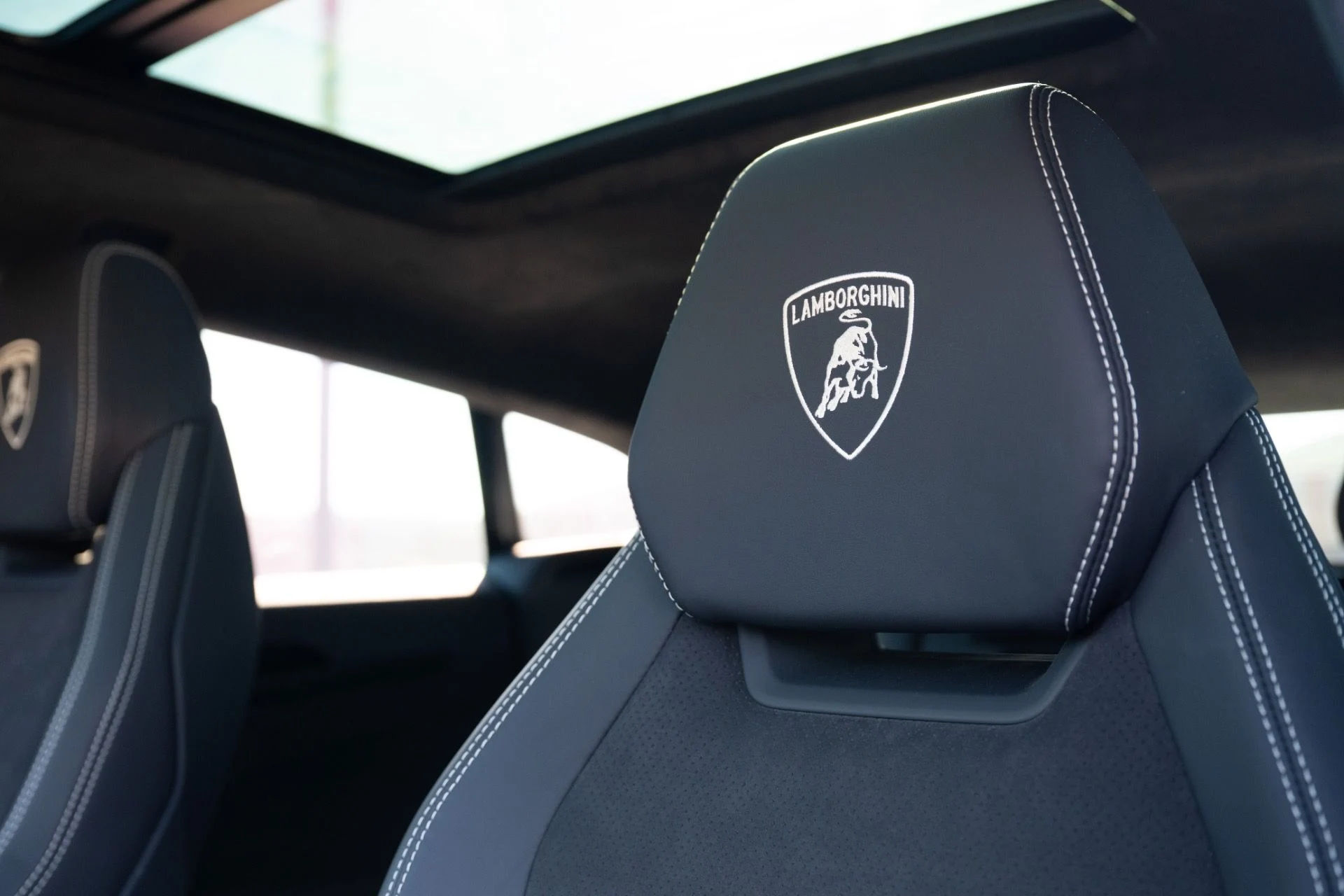mph006_2035531450_Used_2024_Lamborghini_URUS_S_1781213375_deb715043a