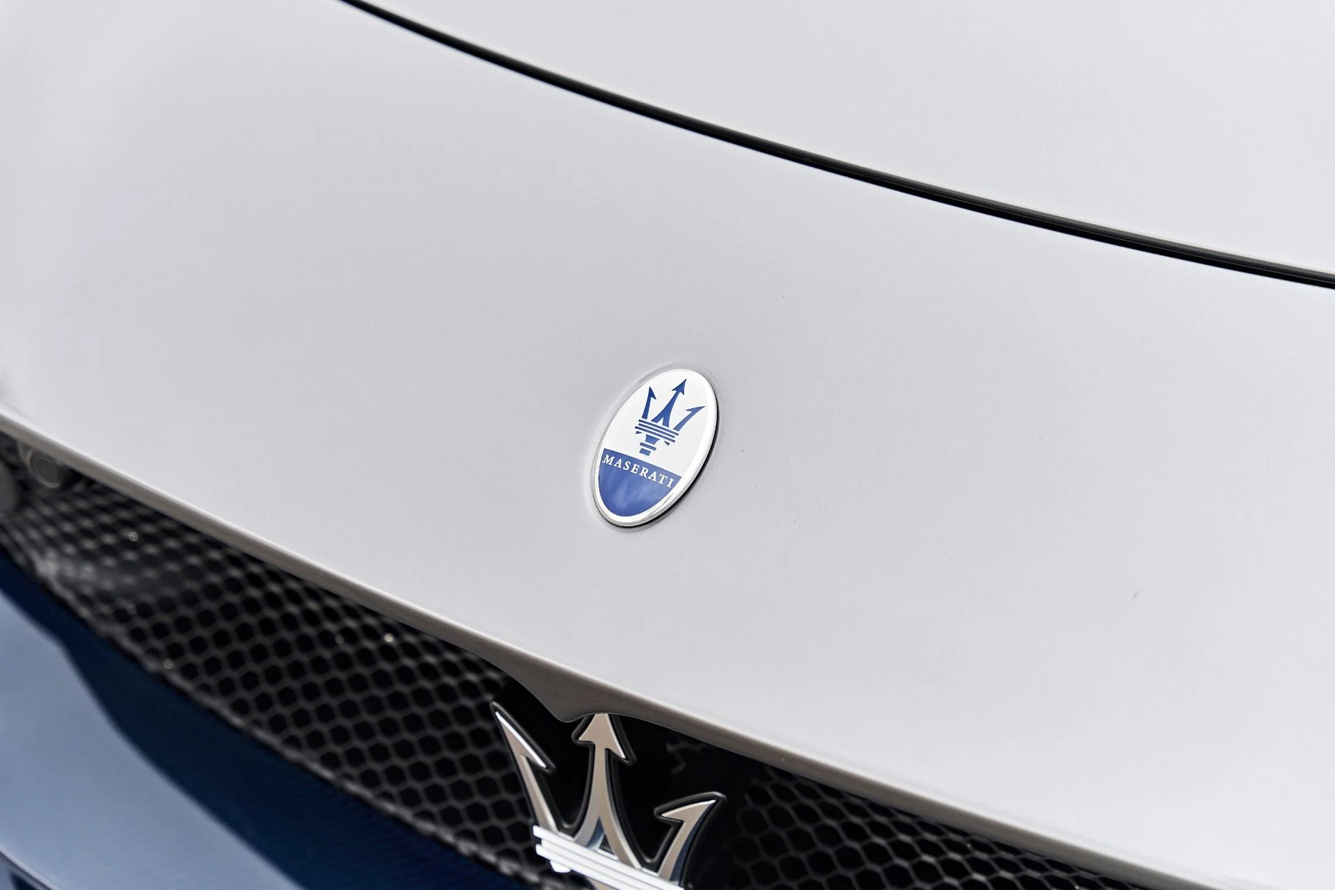 mph006_2043166685_Used_2023_Maserati_MC_20_Base_1791838802_b97a166b13