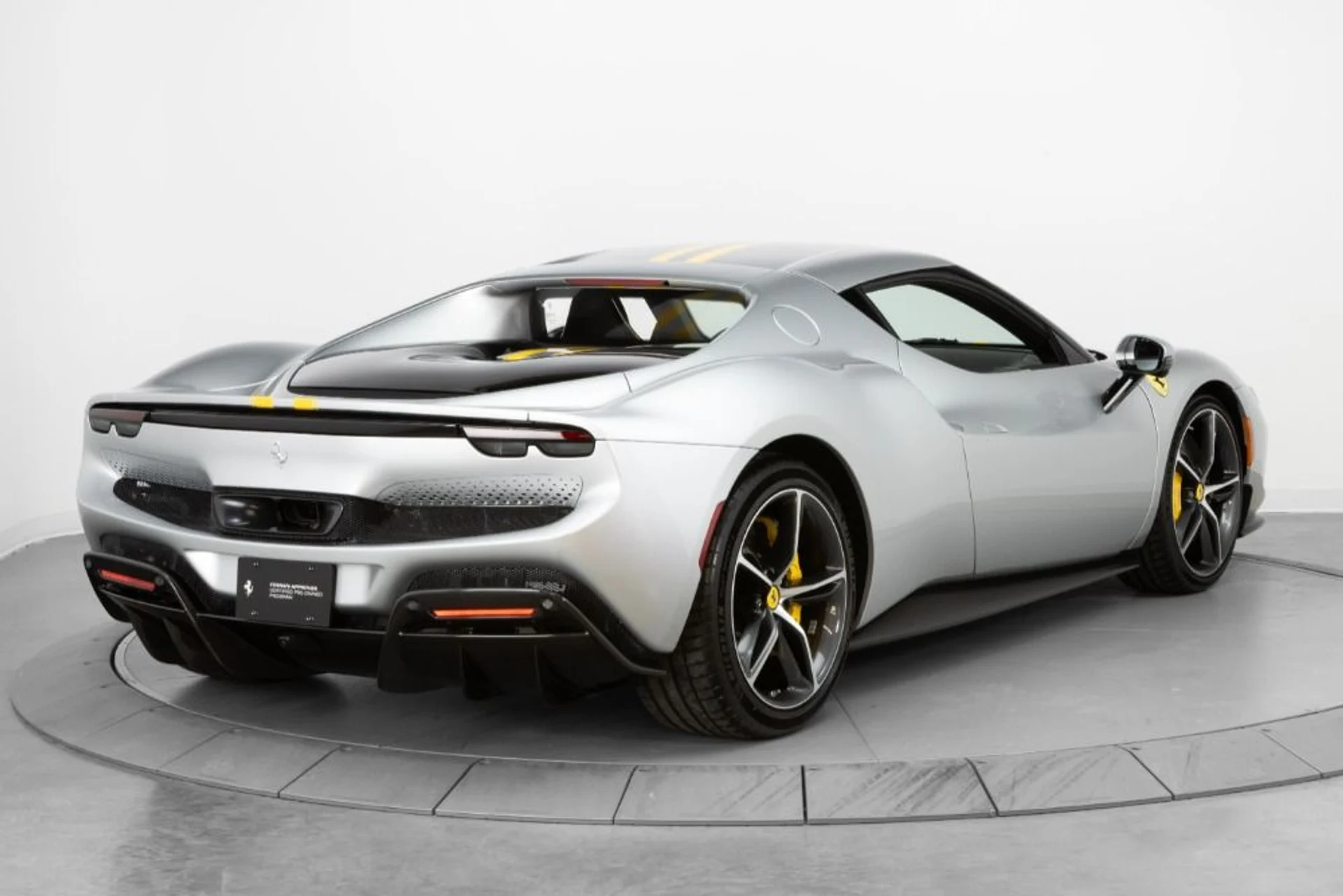 mph006_2043766546_Used_2024_Ferrari_296_GTB_d51400e8f3