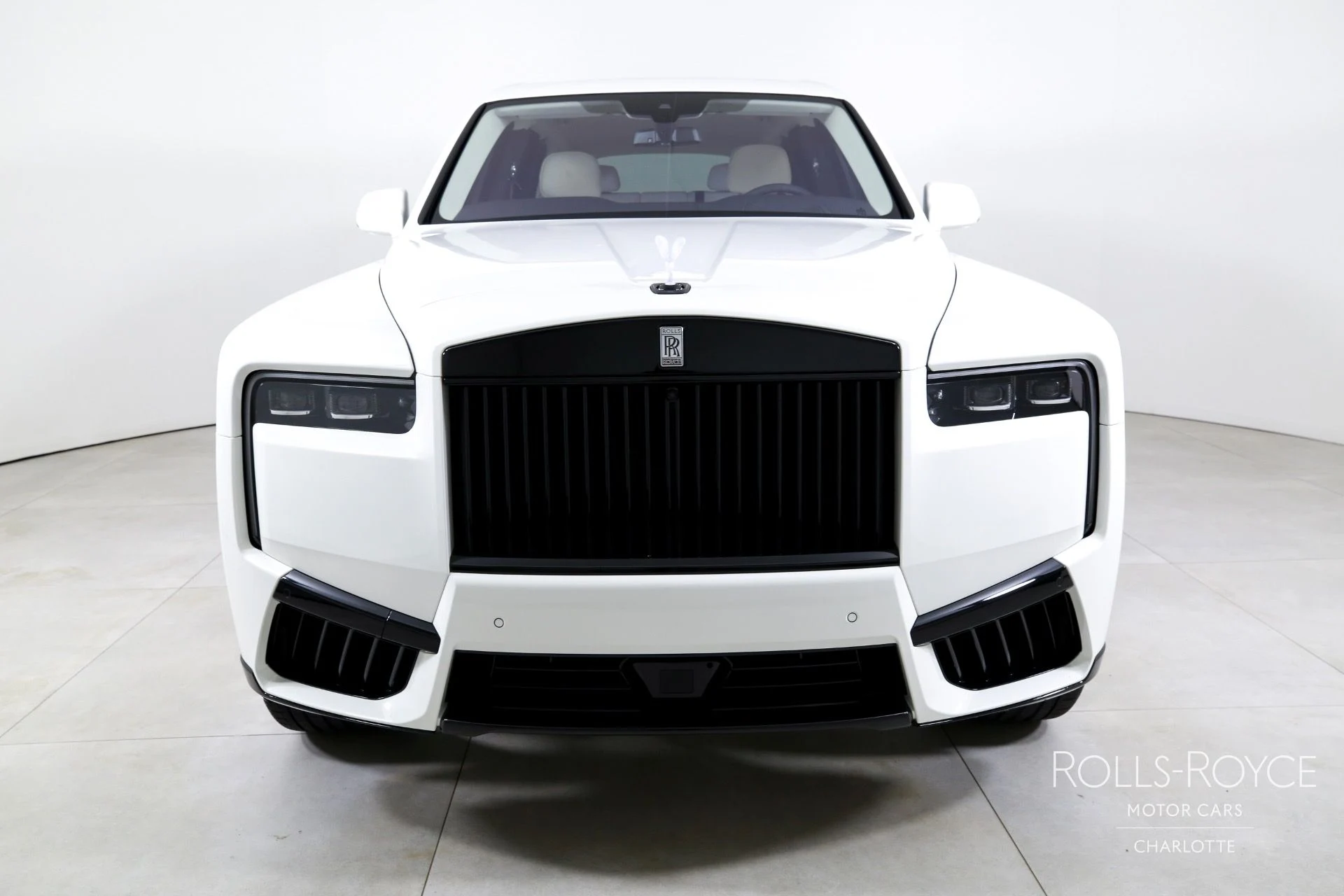 mph006_2047214342_Used_2025_Rolls_Royce_Cullinan_1755801000_270fd498a3