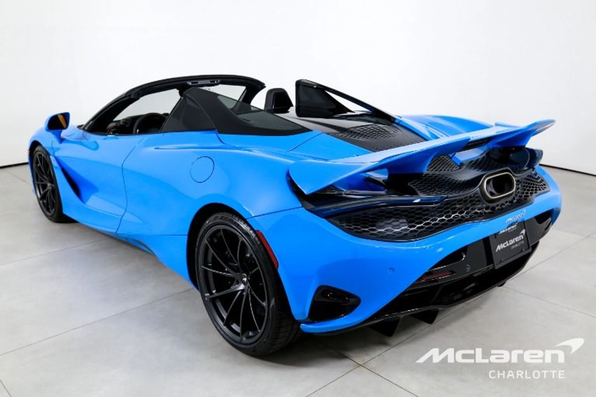 mph006_2049493342_New_2027_Mc_Laren_750_S_Spider_99b41136fb