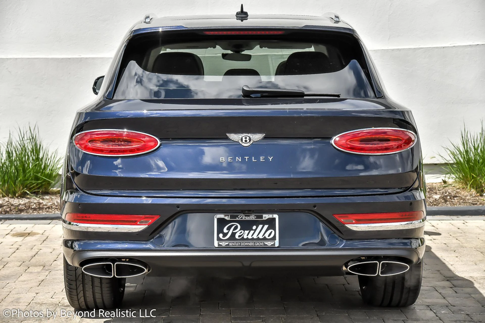mph006_2078753926_Used_2024_Bentley_Bentayga_Azure_1760342125_e406477a3d