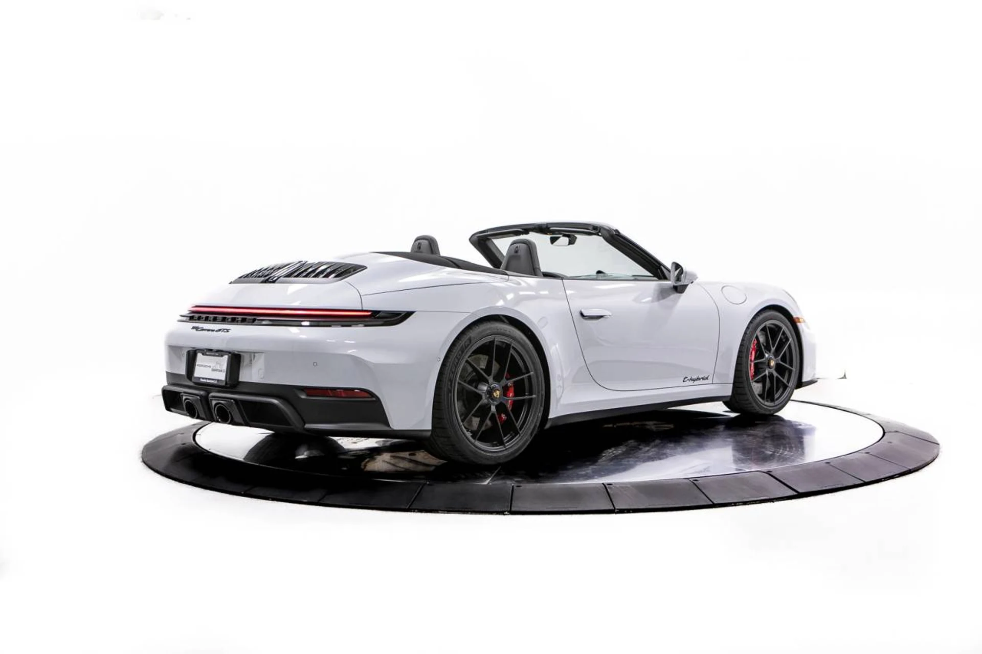 mph006_2084936680_624730c090be40d4f8d5eb8622519f39x_3b9df5b876