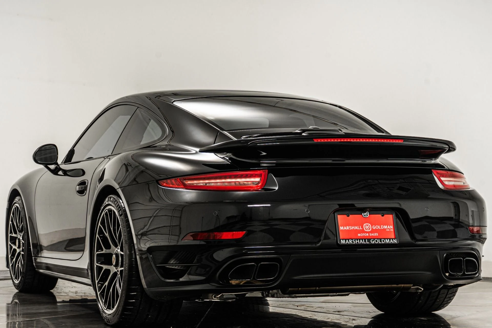 mph006_2087422343_Used_2014_Porsche_911_Turbo_S_1758120142_cb5baf38ad