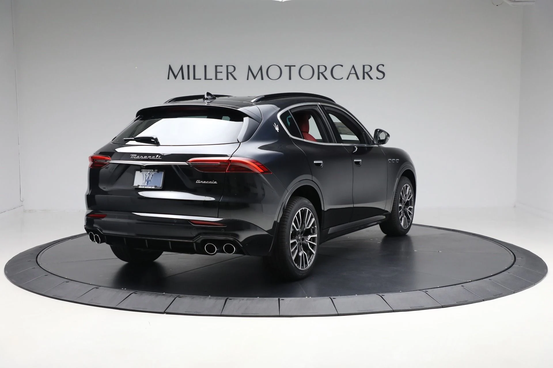 mph006_208776256_New_2025_Maserati_Grecale_722f8a1561