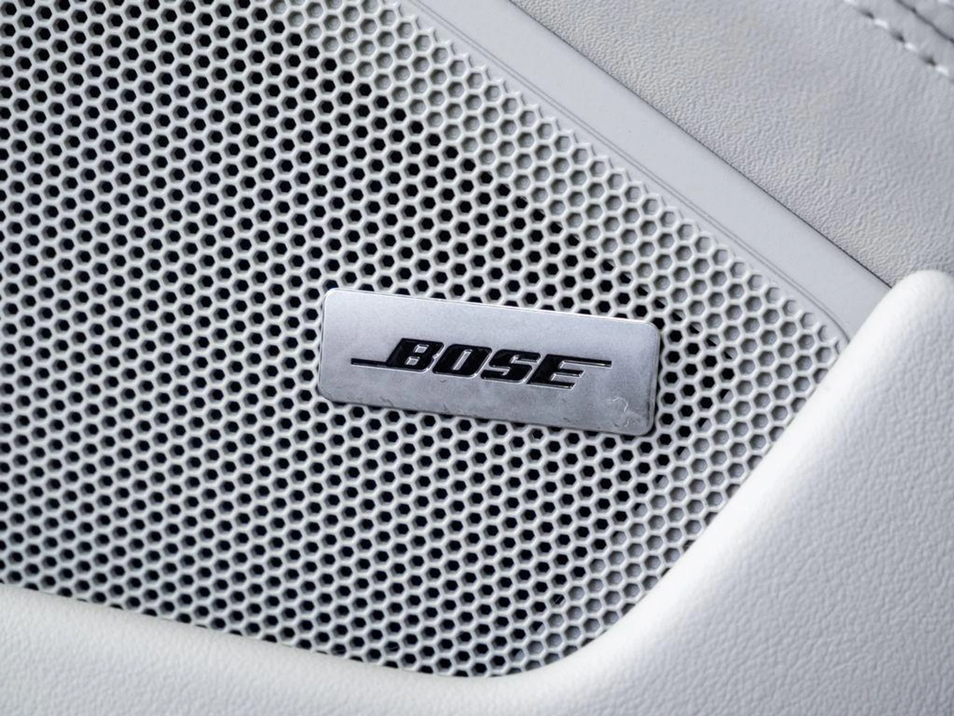 mph006_2088406354_Ig_N2_Vl_SO_Jy_JNQ_1dd3e_Zh_Xhnbk_Ec_aceee9a07f