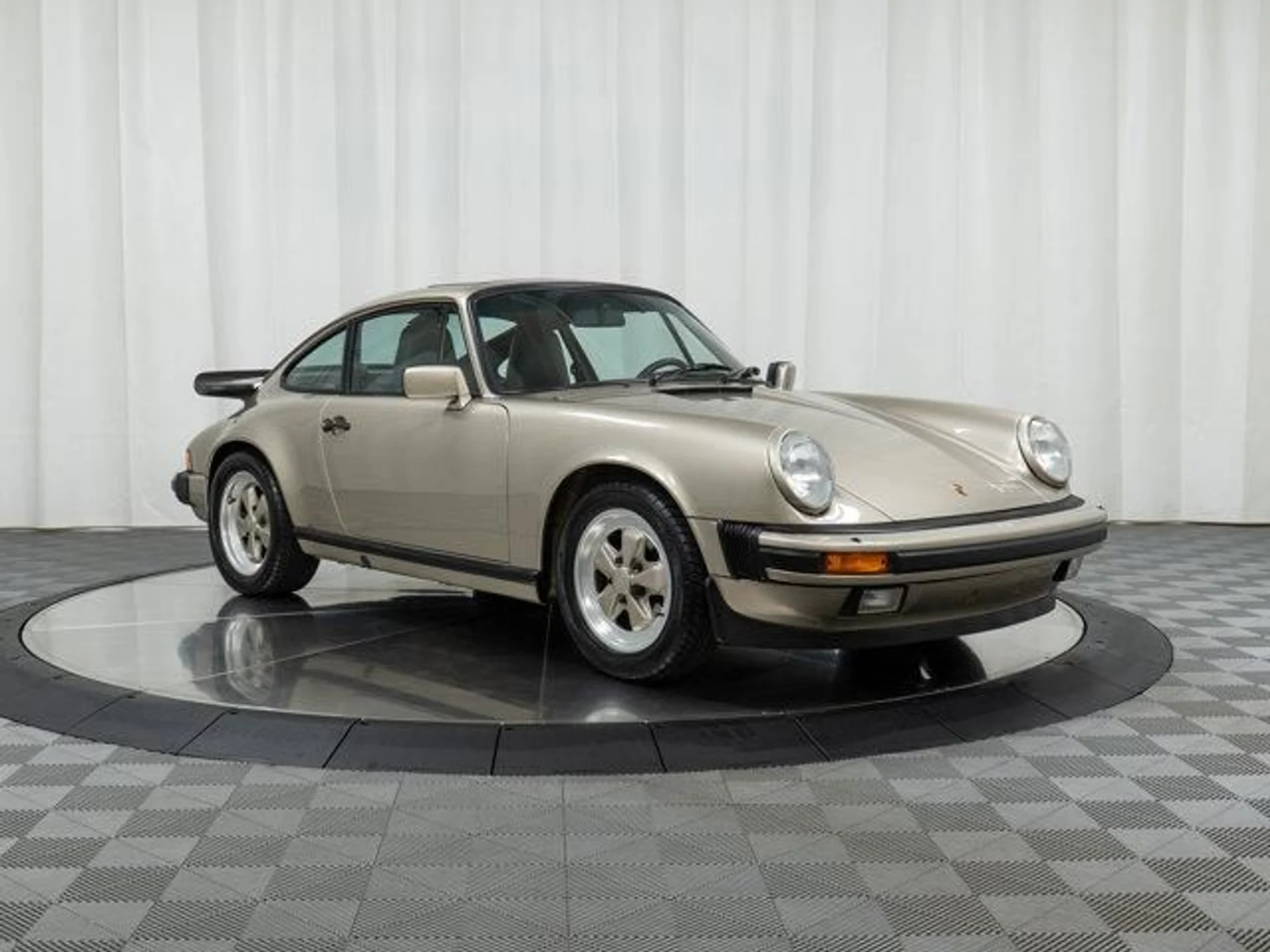 mph006_2089655421_ch_53_BG_Zk_BC_2_U7_Rl_Ab_O_Bqaq_C_Na_Q_07e3917bd8