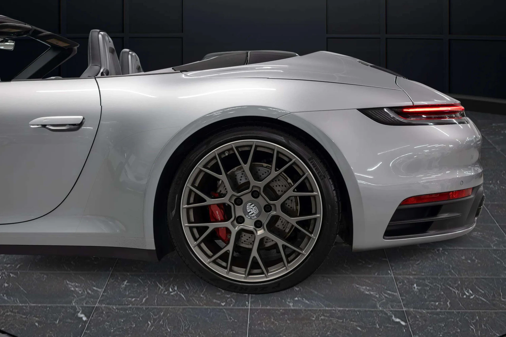 mph006_2092714101_54c67058_833b_4ce5_ac7a_781ad593e1d5_202220_Porsche2091120_Carrera204_S20_Cabriolet2028_WP_0_CB_2_A91_NS_24410629_7_74fb39640b