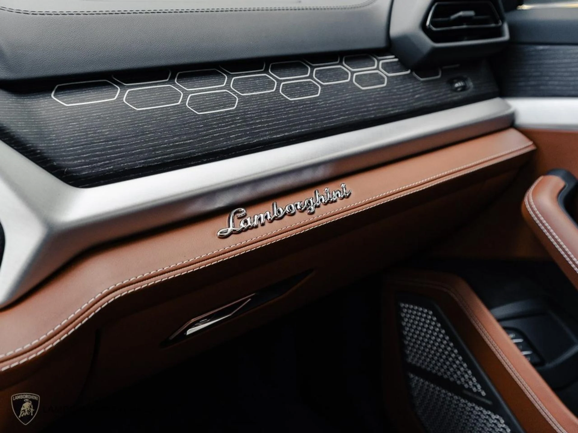 mph006_2093507352_75d787c025c0cc1326618cf07c40e6f2_e0403f844a