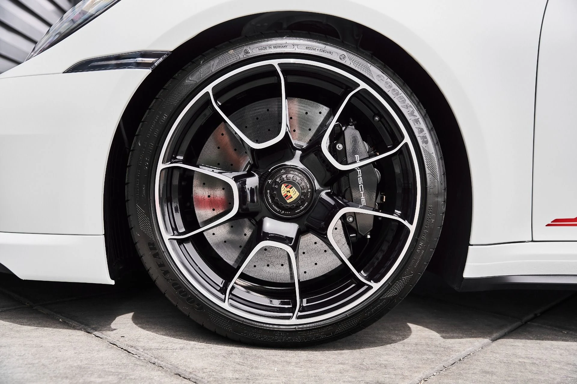 mph006_209565151_Used_2024_Porsche_911_Turbo_S_1776446275_2bfcfb3c40