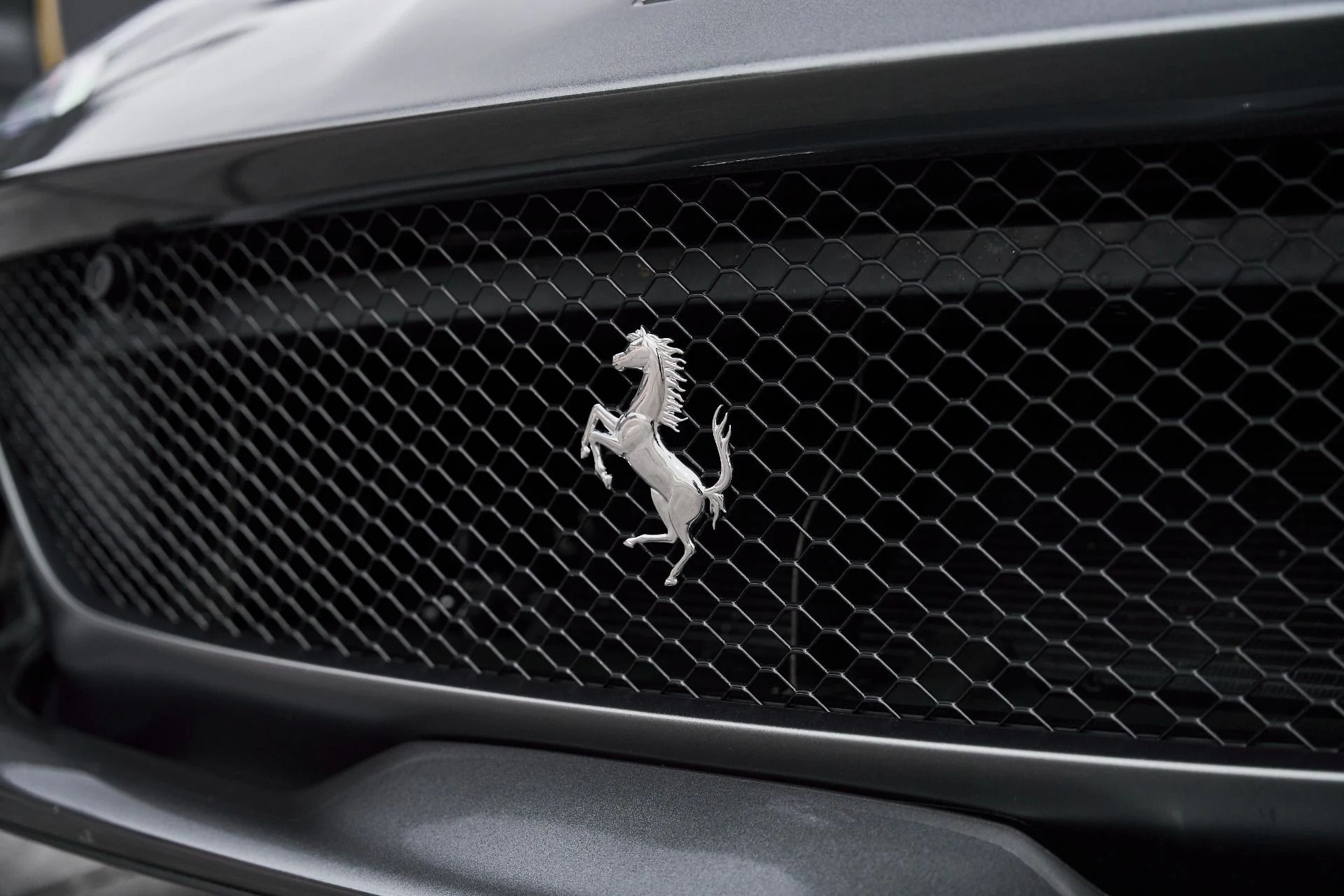 mph006_2103539358_Used_2022_Ferrari_812_GTS_Base_1770762730_dfdc88eee4