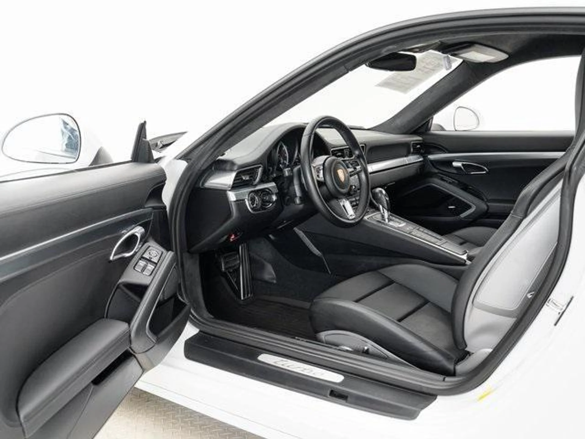 mph006_2107811002_g_HIHCO_Ry_Hd6ewy_Xvc5f_IL_Kcysa_U_db12eb4b85