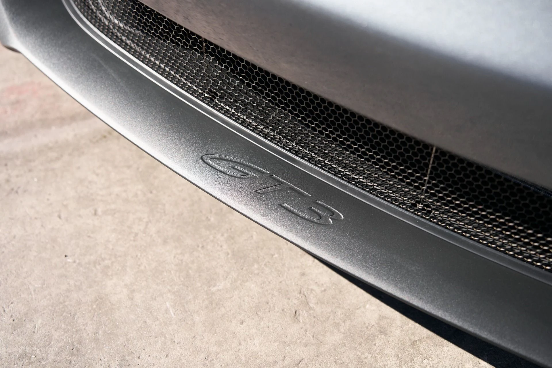 mph006_2120599312_Used_2025_Porsche_911_GT_3_1760569965_ba2e391b5a