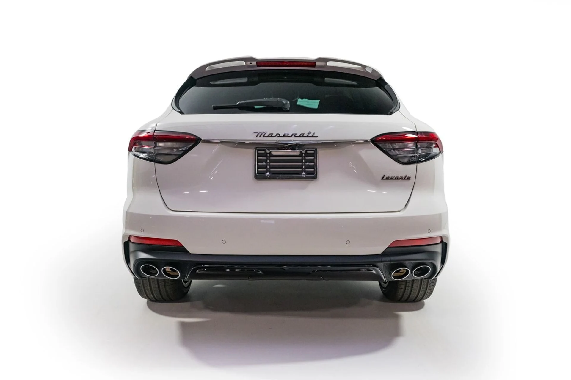 mph006_2133685622_a05102c1a0d4f17040adbb8455e0056dx_6cdfec51f0