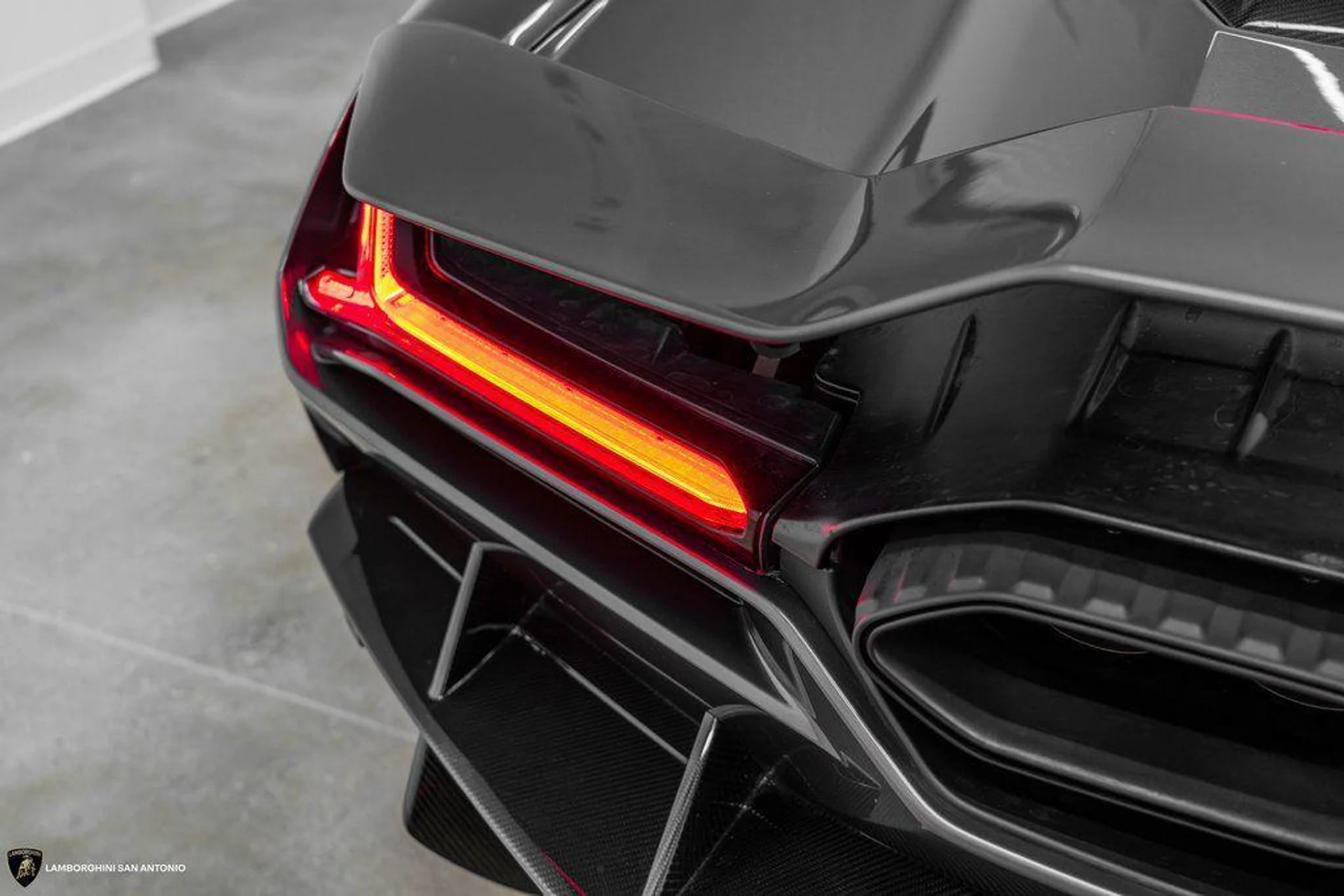 mph006_213869219_1_T_Yz_U_Jyrvbsi_K_Gg_Dx_E4rcrl_XR_1_U_af91101909